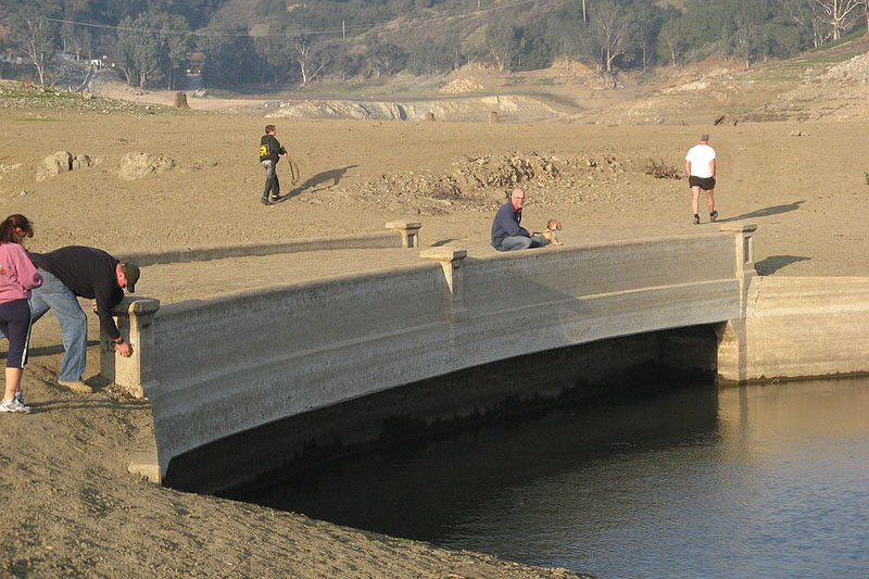 This bridge was built in 1926 and connected the towns of Lexington and Alma. It was revealed in December, 2008 when the reservoir was almost entirely drained for construction. Photo by Calbookaddict.