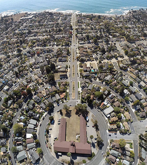 The Circles neighborhood in Santa Cruz, California. You can follow Woodrow (formerly Garfield) Avenue down to the ocean. Photo © 2014 www.MultiRotorCam.com.