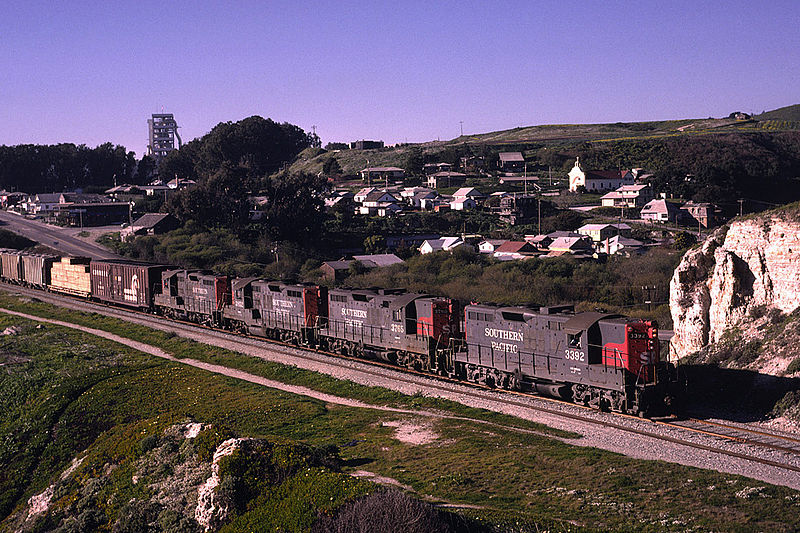 The town of Davenport with the very important train in the foreground in 2008. Photo by Drew Jackson courtesy Wikimedia Commons.