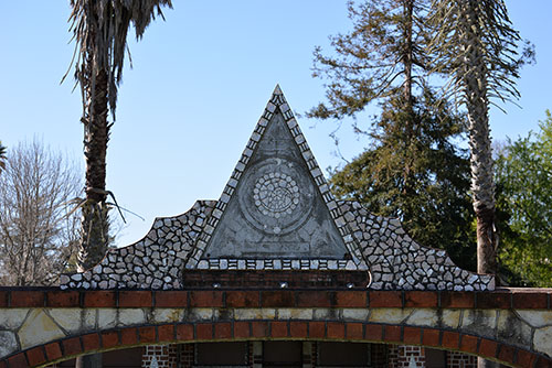 Kenneth Kitchen believed this abalone-inlaid triangle could foretell the end of the world.