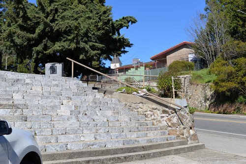 The old steps to the public school. At the top now resides a monument to London Nelson.