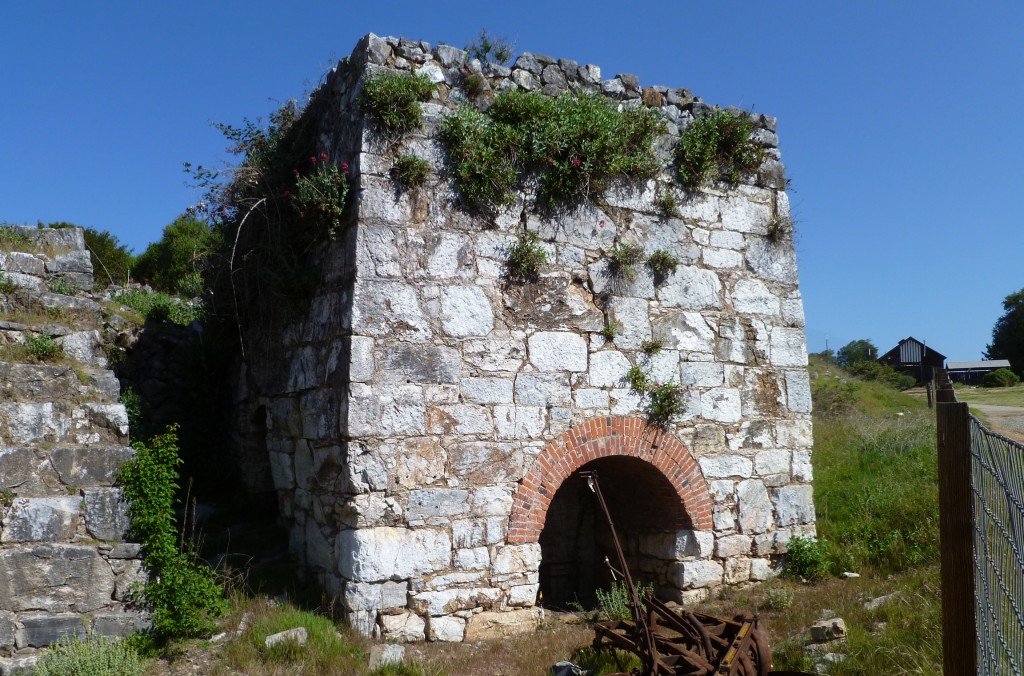 The finished lime was withdrawn from a small door at the bottom. Courtesy Friends of the Cowell Lime Works Historic District
