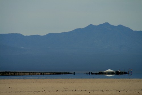 An inferior mirage on the Mojave Desert in April, 2007. Photo by Broken Inaglory.