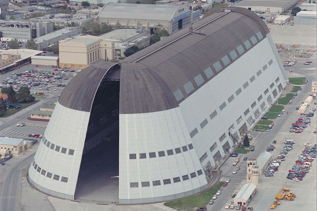 1200pxMoffett_Field_Hangar_1,_1992_edited Mobile Ranger