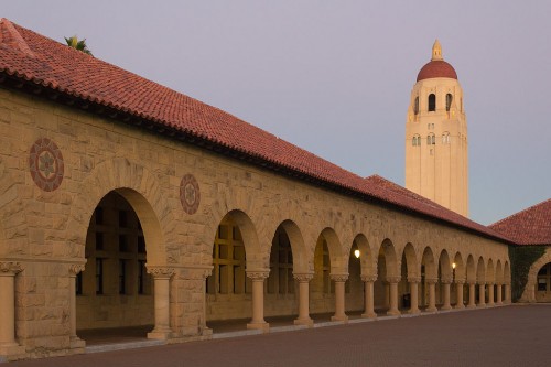 Hoover Tower, Stanford University, California. Photo: King of Hearts CC BY SA 3.0
