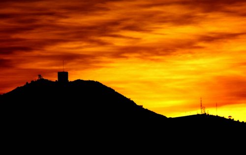 Mt. Umunhum Sunset. Photo:Dawn Ellner CC BY 2.0