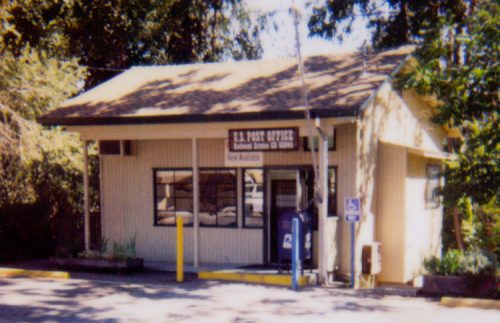 The Redwood Estates Post Office in 2006. Photo: David Jordon